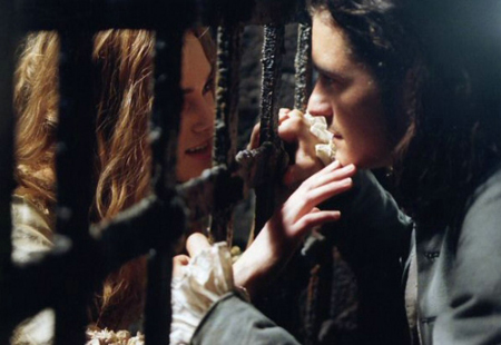 Pirates_of_the_Caribbean_Dead_Mans_Chest - 24 - Orlando_Bloom Keira_Knightley